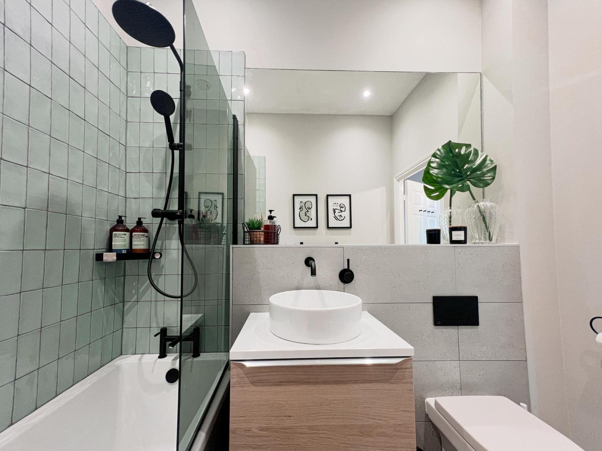 Spacious, Mid-Century 1 Bedroom Apartment Quedgeley エクステリア 写真